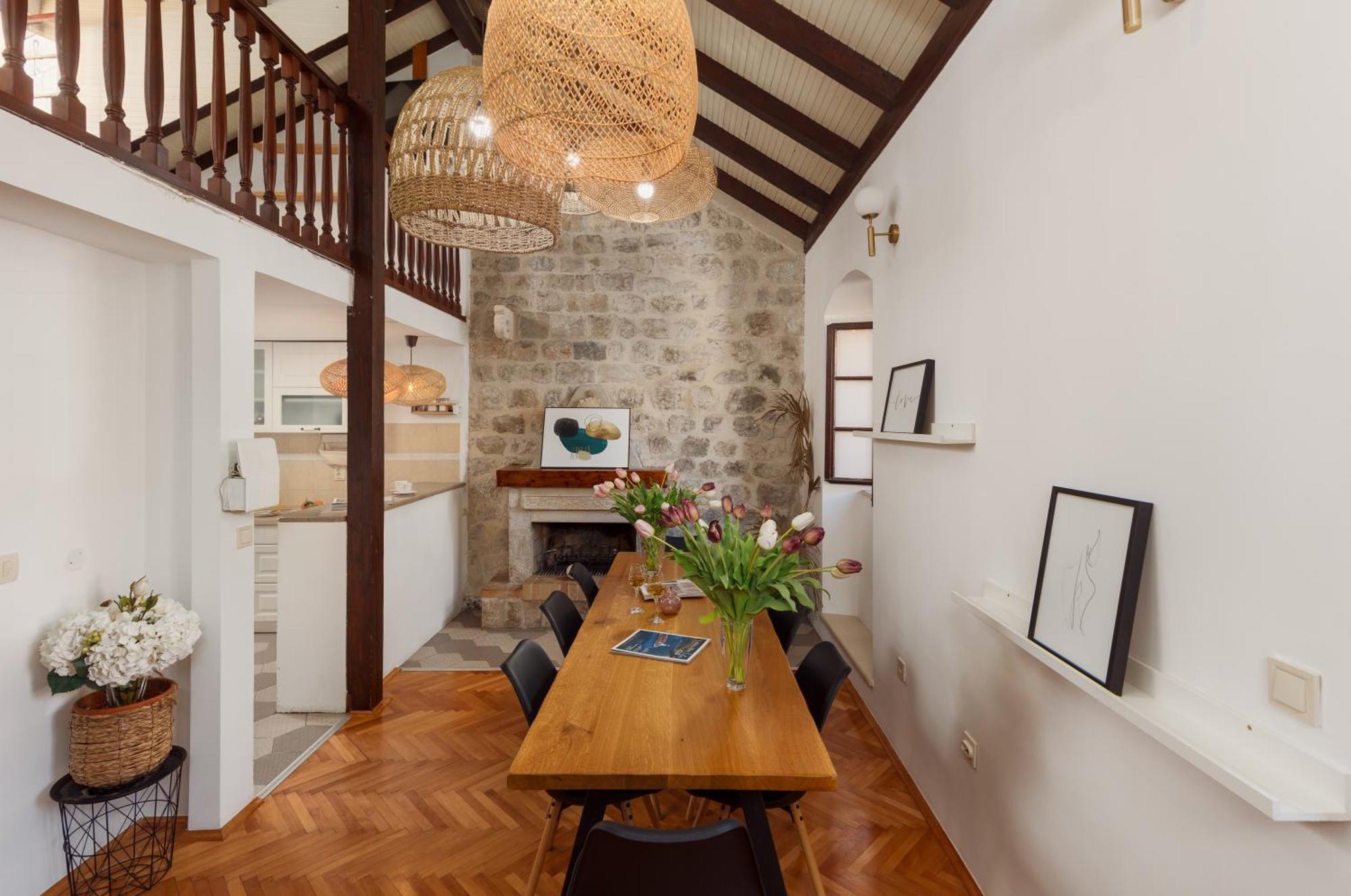 Old Town St Tryphon Apartment コトル エクステリア 写真
