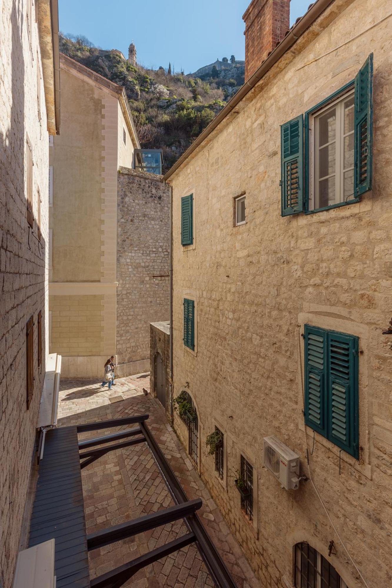 Old Town St Tryphon Apartment コトル エクステリア 写真
