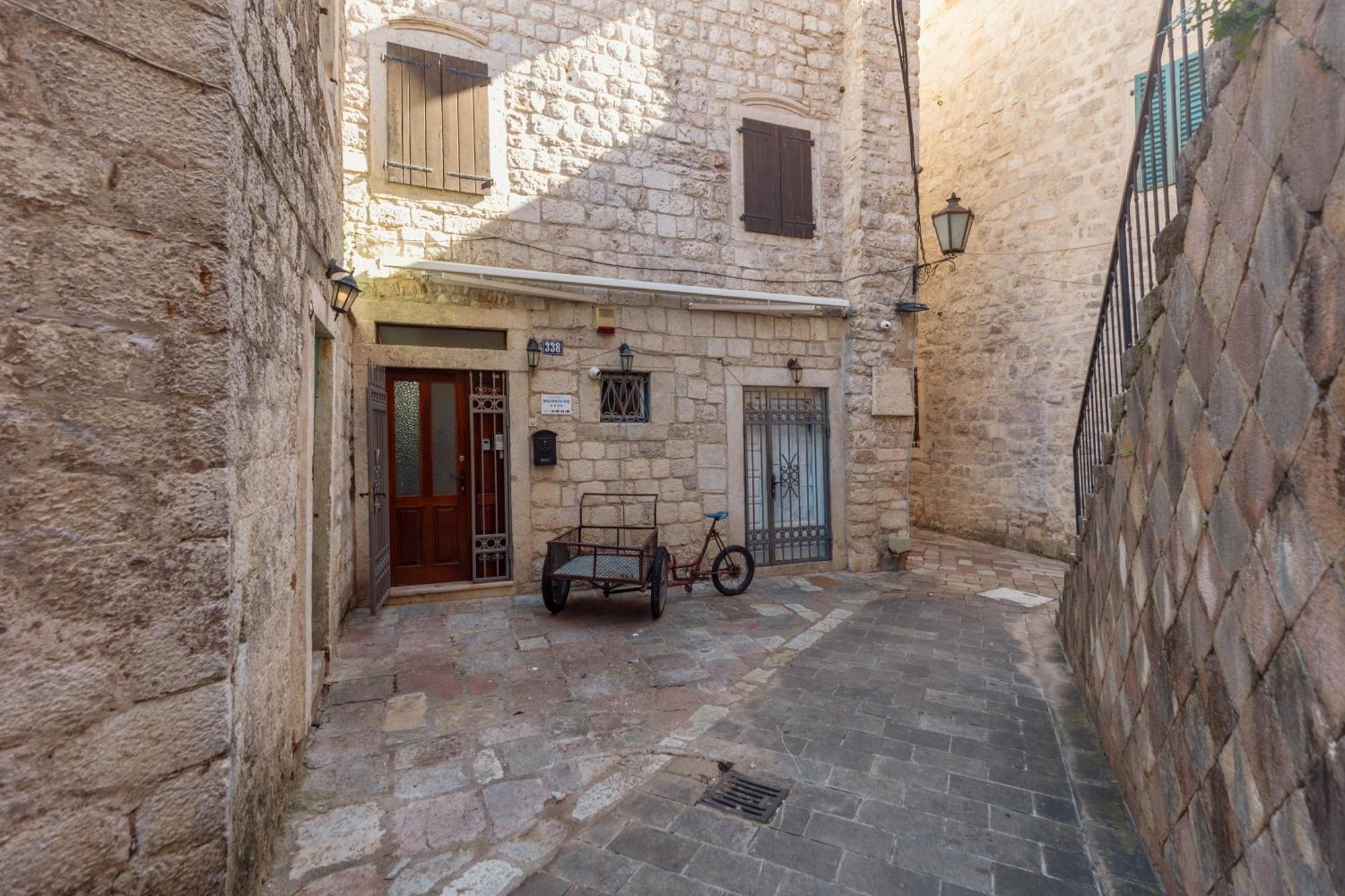 Old Town St Tryphon Apartment コトル エクステリア 写真